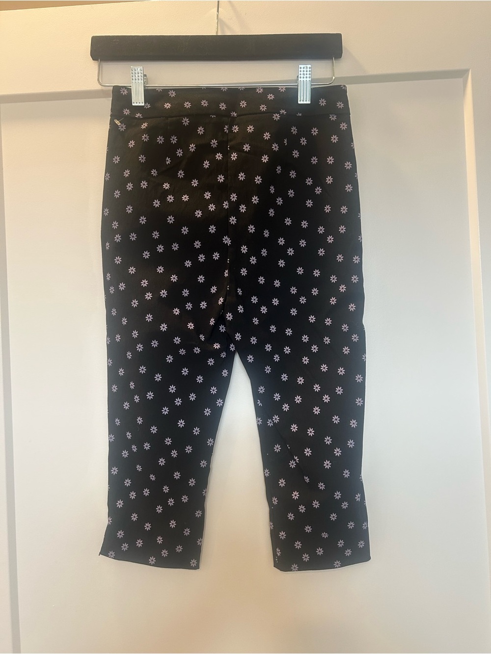 Zara Black Capris with Lavender Daisy Print